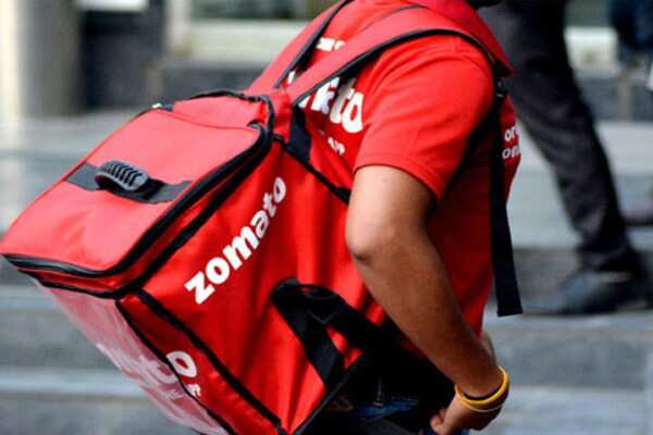 தேசிய மொழியான இந்தி தெரியாமல் எப்படி இருக்கிறீர்கள்? தமிழருக்கு அட்வைஸ் செய்த சோமேட்டோவுக்கு கடும் எதிர்ப்பு!!