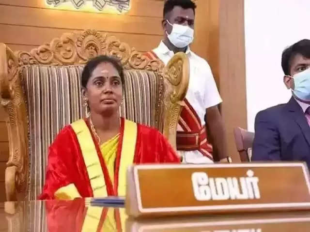 கோவை மாநகராட்சி மேயர் கல்பனா ராஜினாமா