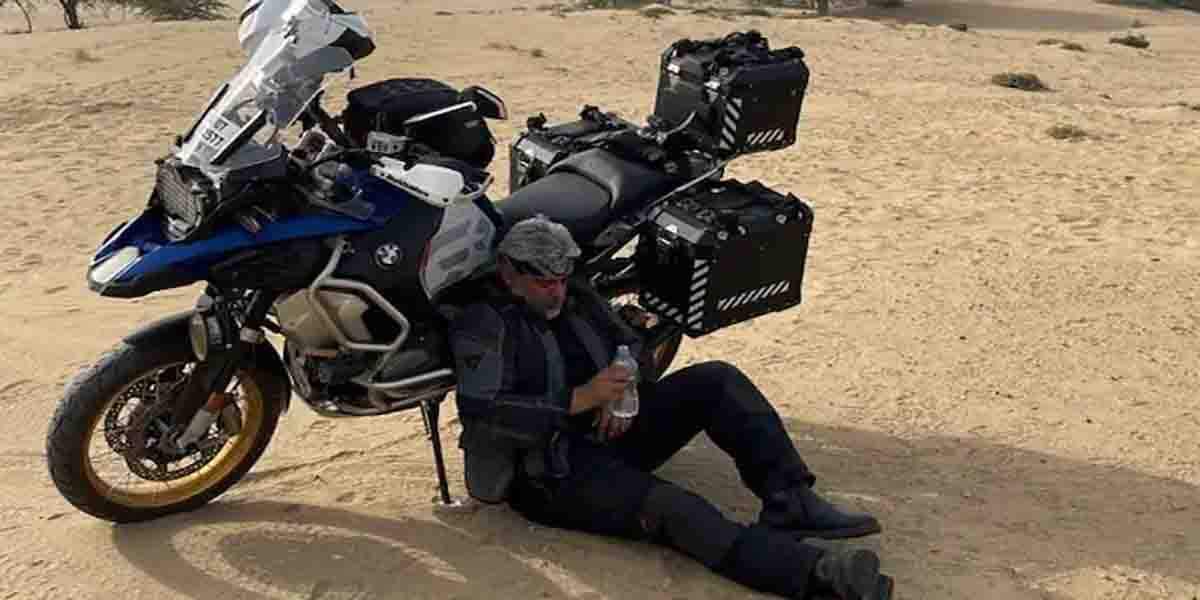 தார் பாலைவனத்தில் ஓய்வெடுக்கும் தல அஜித்