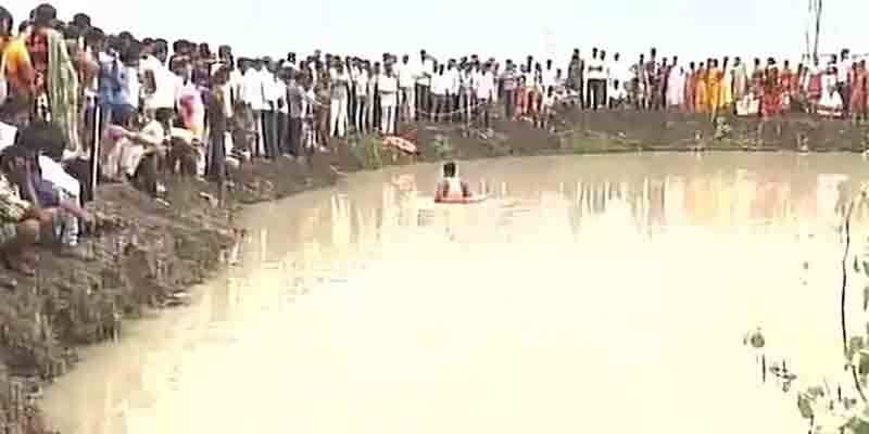 குளக்கரையில் விளையாடிய 4 சிறுவர்கள் பரிதாப பலி