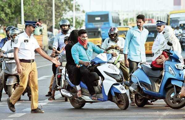 நாளைமுதல் ஹெல்மெட் அணியாவிட்டால் வாகனம் பறிமுதல் - அதிரடி உத்தரவு!!