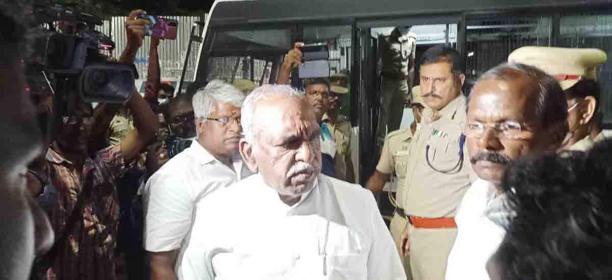 பொன்னார் கைதை கண்டித்து குமரி முழுவதும் சாலைமறியல்